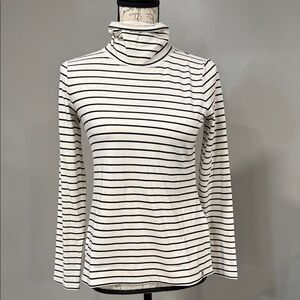 T by Talbots Sprakle Stripped Turtleneck Women's Size P
